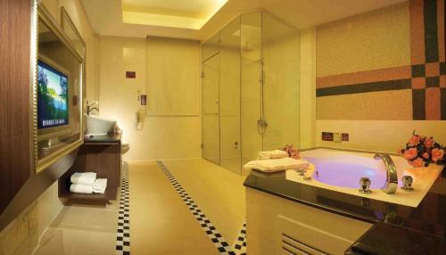 Zuoying District Hotel | Spring Breeze Boutique Motel