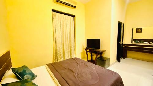 Amritsar House | Spring Gardens and Farmstay