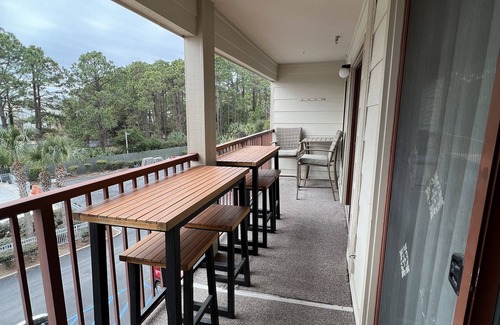 Palmetto Dunes Condo | Spring is the perfect pickleball, tennis,golf weather! Book your summer vacation
