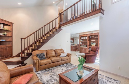 Warsaw House | Spring Mountain Cove