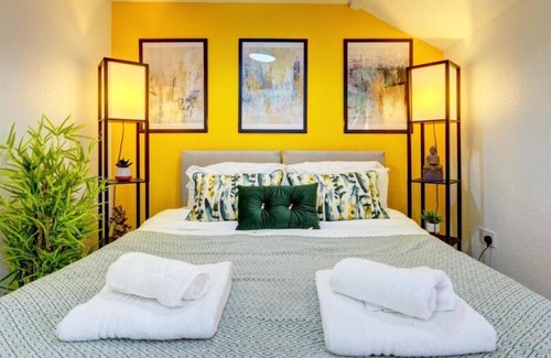 Weston on Trent Apartment | Spring Nest Coventry - Beautiful 3 Bedroom House
