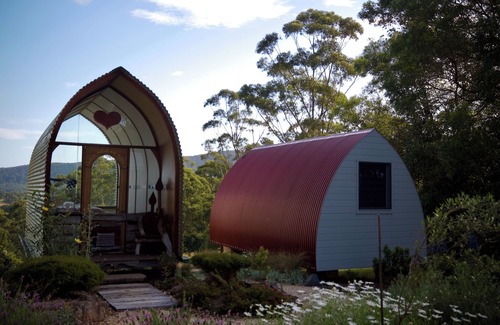 Topi Topi House | Spring Special. Peaceful escape, beaut views & sauna. Nr Seal Rocks. Pets okay.