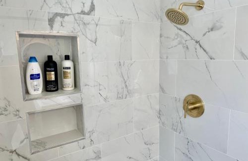 Evansville Apartment | Spring Street Suites