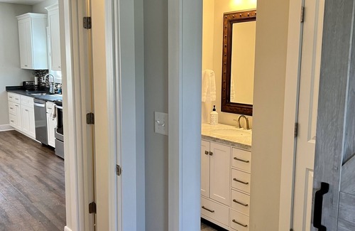 Keezletown House | Spring Village Luxury End Rowhouse