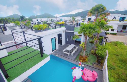 Hua Hin Villa | Spring Vintage Pool Villa