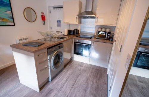 Oban House | Springbank Apartment