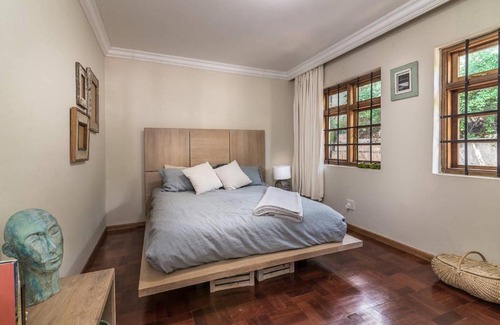 Greater Johannesburg Metropolitan Area Apartment | Springbank Cottage at Roxburghe