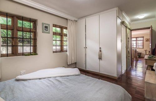 Greater Johannesburg Metropolitan Area Apartment | Springbank Cottage at Roxburghe