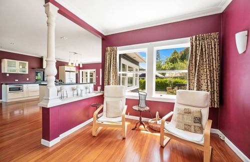 Springfield House | Springfield Rise Lodge - Rotorua Holiday Home