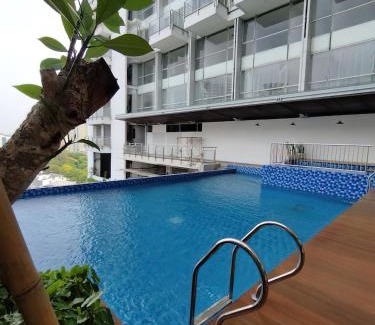 Old Jakarta Apartment | Springhill Royale Suites - Sky Pool Ocean view