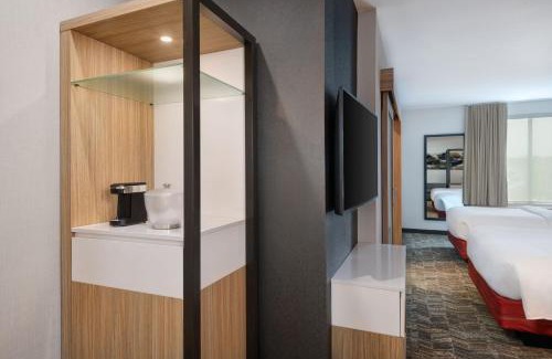 Weatherford Hotel | SpringHill Suites by Marriott Weatherford Willow Park