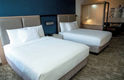 Woodbridge Hotel | SpringHill Suites by Marriott Woodbridge