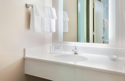 Asheville Hotel | SpringHill Suites by Marriott Asheville
