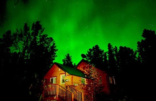 Whitehorse Ski Chalet | Springhills Cabin at Hot Springsn