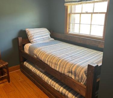 Springmaid Mountain Cabin | Springmaid Mountain Retreat & Stables