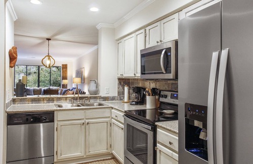 Hilton Head Island House | Springwood 111 - Updated Forest Beach Townhouse