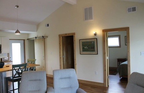 Midway Cottage | Springwood Cottage in the Heart of the Bluegrass