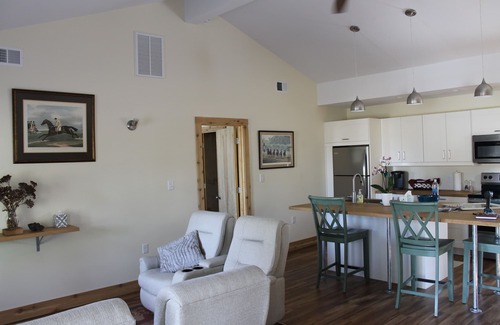 Midway Cottage | Springwood Cottage in the Heart of the Bluegrass