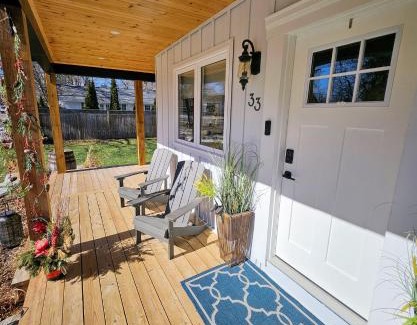 Historic Old Town House | Spruce Suite