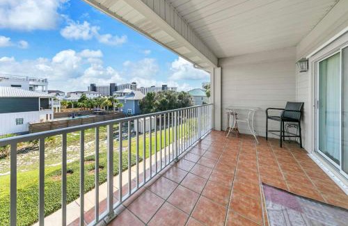 Miramar Beach Apartment | Spyglass #103