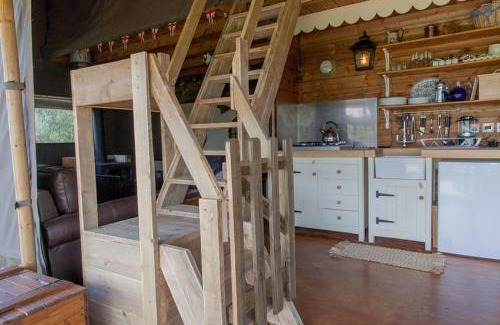 Devizes House | Squirrel Lodge