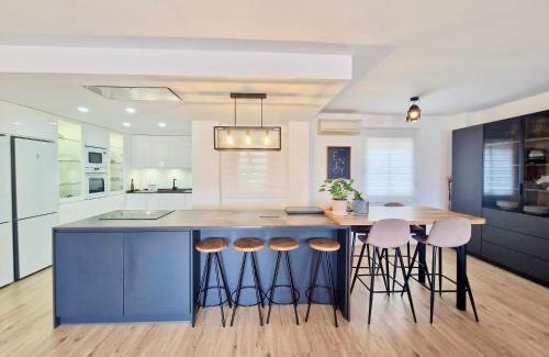 Carihuela Apartment | SR Luxury Penthouse Torremolinos