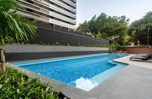 Republica Apartment | SR8 - Novo Bhaus Setin Republica - Centro - Metrô - Varanda - Vista Incrível 16o andar