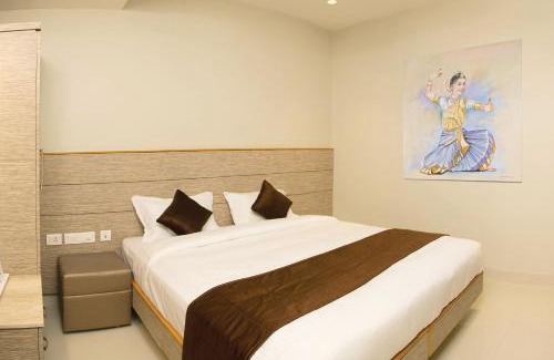 Aranthangi Hotel | Sri Aadhish Grand Hotel