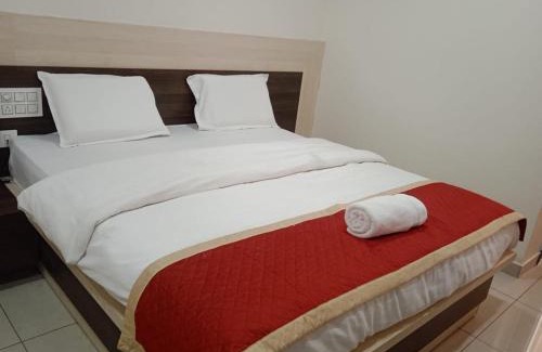 Bhadrachalam Hotel | SRI BHAVYARESIDENCY