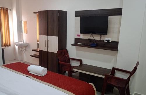 Bhadrachalam Hotel | SRI BHAVYARESIDENCY
