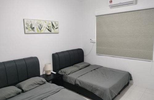 Batu Pahat House | Sri Jaya Homestay