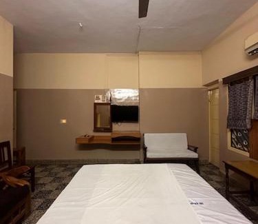 Vellore Hotel | Sri Krishna Residency