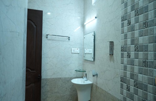 Pollachi Hotel | Sri Krishnan Residency