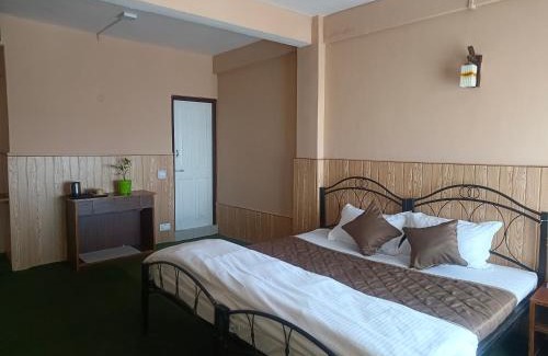 Darjeeling House | Sri Vrindavan Guest House