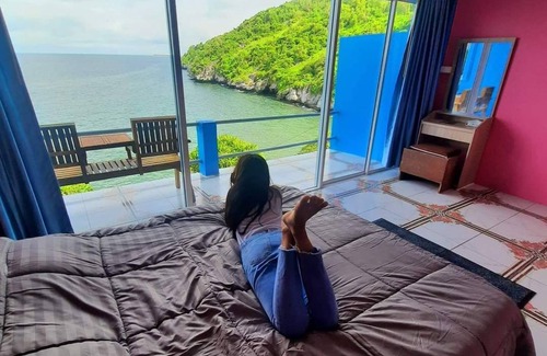 Tha Thaewawong Hotel | Sripitsanu Bungalows