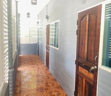 Bang Phli Apartment | SS GUESTHOUSE