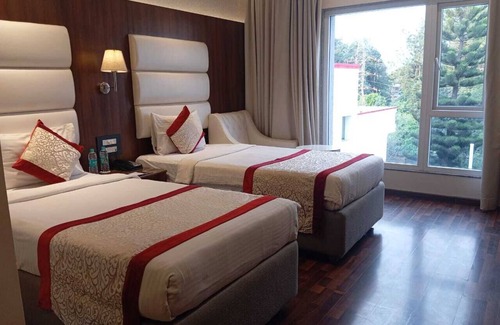 5th Block Hotel | SS LUMINA HOTEL