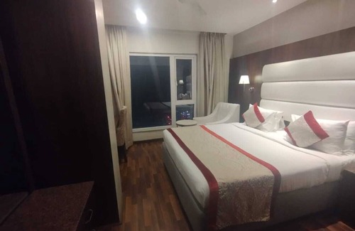 5th Block Hotel | SS LUMINA HOTEL