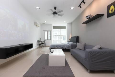 Subang Jaya Apartment | SS15 Courtyard Subang Jaya Sunway Home Cinema Projector Studio 120 Inches