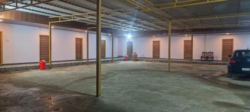 Annavaram Hotel | SSS Residency