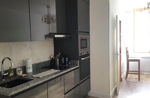 Ax-les-Thermes Apartment | St 1, 3/4 pers, 27 m2, good location, ideal for vacations.