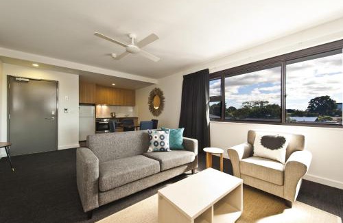 Crawley Apartment | St Catherine's on Park