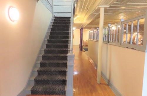Hudson Hotel | St Charles Hotel Downtown Hudson