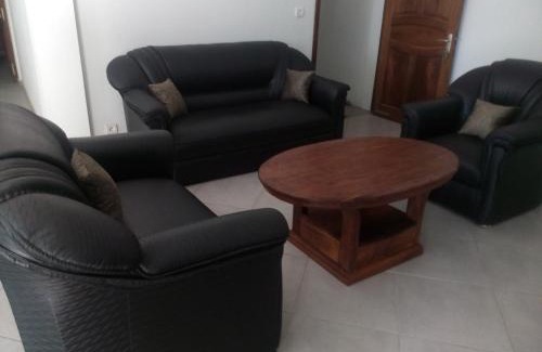 Toamasina Apartment | St Chylifa