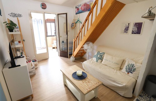 Saint-Cyprien Plage Ski Chalet | St Cyprien Plage pretty house near the beach