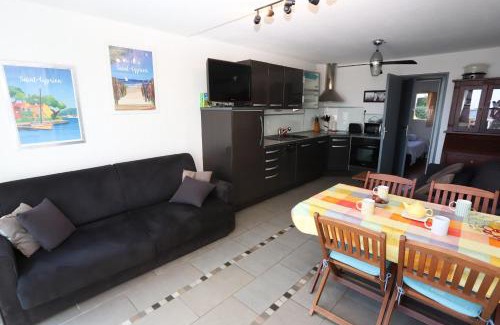 Saint-Cyprien Plage Apartment | St cyprien superbe appart 4 pers vue sur la marina