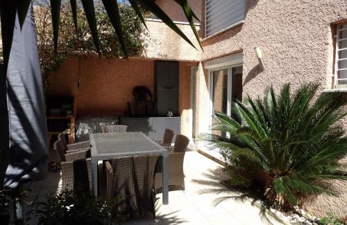 Saint-Cyprien Plage House | St Cyprien villa de charme avec piscine