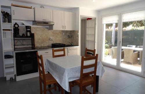 Saint-Cyprien Plage House | St Cyprien villa de charme avec piscine