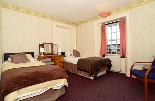 Saint Cyrus Hotel | St Cyrus Village Inn