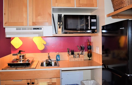 Moab South Valley Cabin | St Dane's Prickly Pear Cabin, close to Arches & Canyonlands National parks